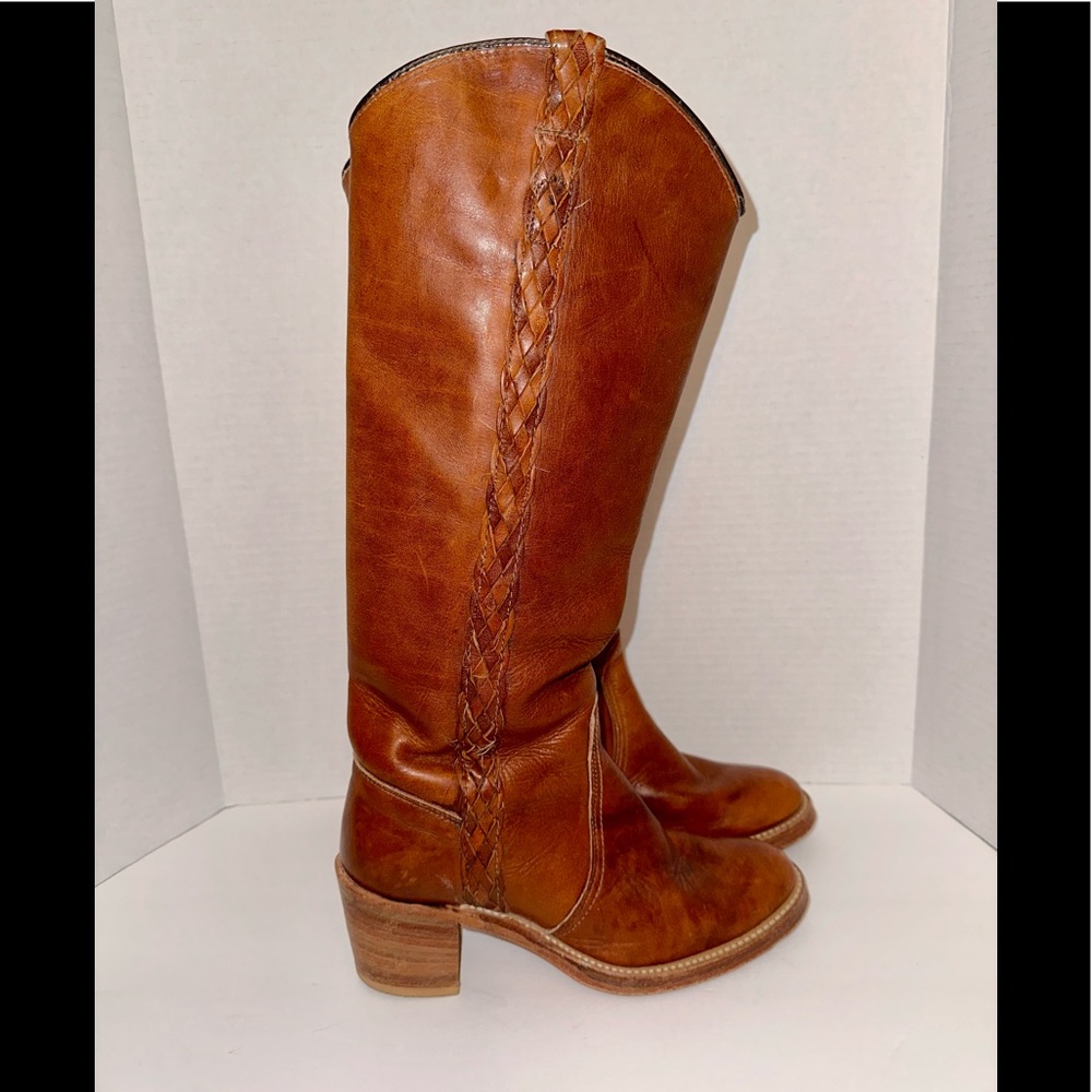 Vintage Miss Capezio Campus tan boots Size 6